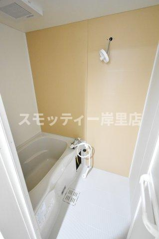 フジパレス住ノ江駅南ノースの浴室