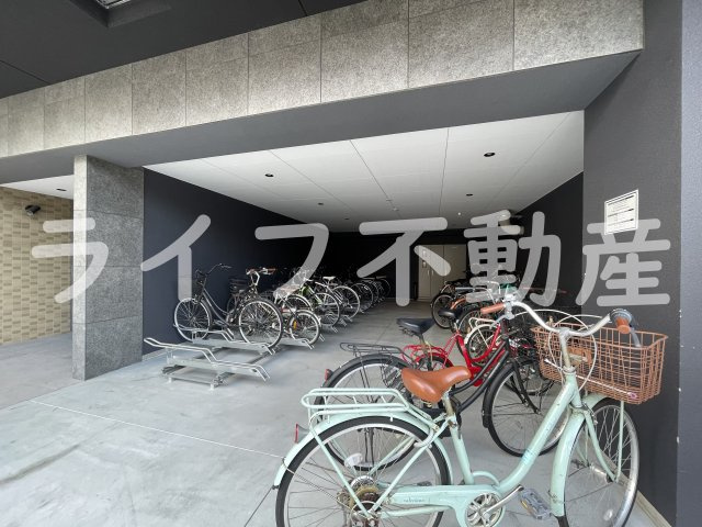 フォレ長堀通南の駐車場|駐車場です