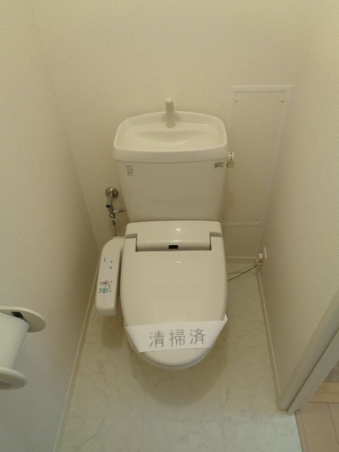 ストーンリバーハイムBのトイレ|ウォシュレット完備のトイレ☆