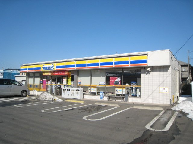 ラ・ヴィルトーの周辺|ミニストップ前原西4丁目店まで66ｍ