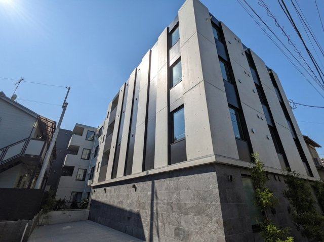 セレヌコート池袋本町の外観