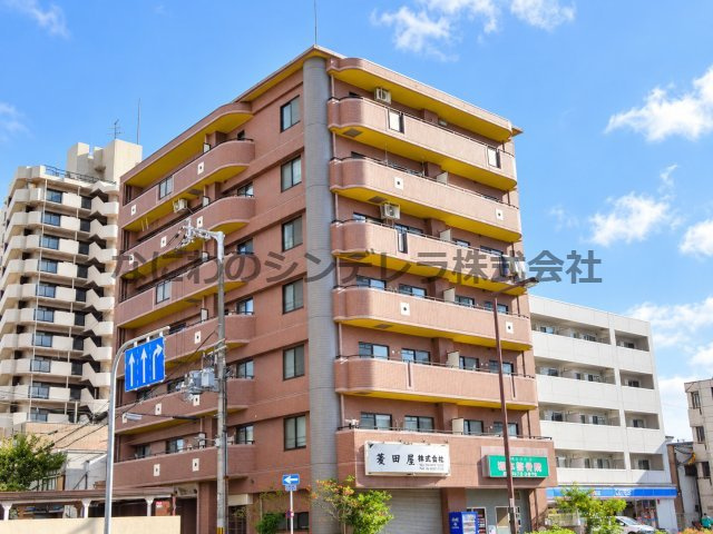 リーデルフェリア住之江の外観