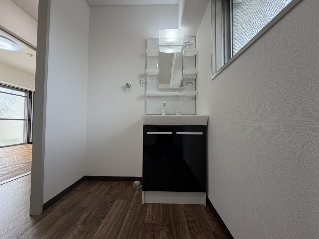 アンシャンテ武庫之荘の独立洗面台