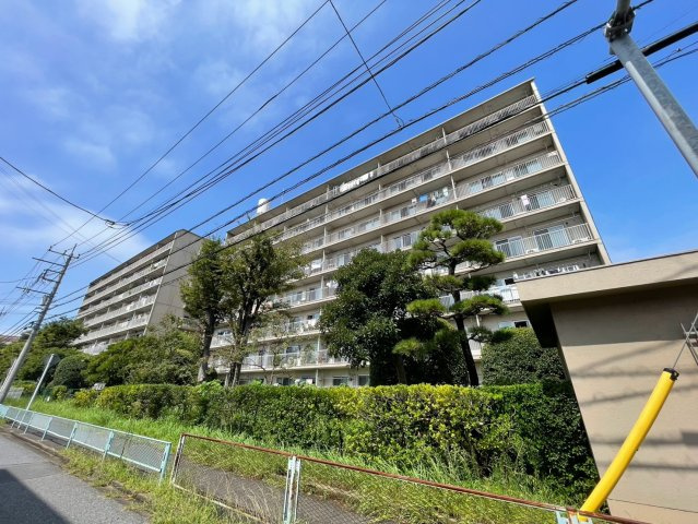 東千葉ハイツ壱号棟の外観