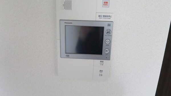 プレサンスジェネ浅草WESTのセキュリティ|モニター付きインターホン
