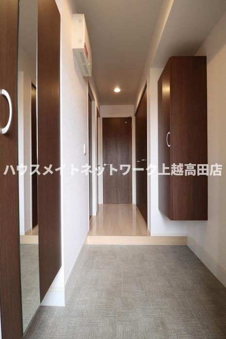 グランディール Ａ棟の玄関|玄関