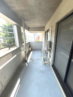 調布市布田２丁目の賃貸マンションのバルコニー