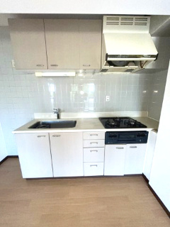 調布市布田２丁目の賃貸マンションのキッチン