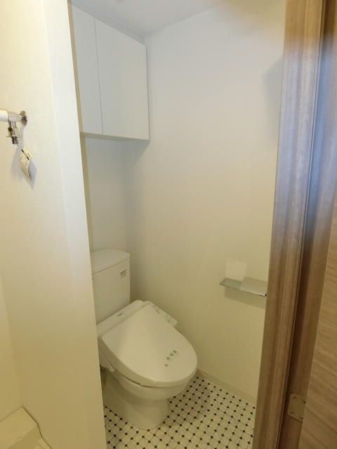 江東区海辺の賃貸マンションのトイレ