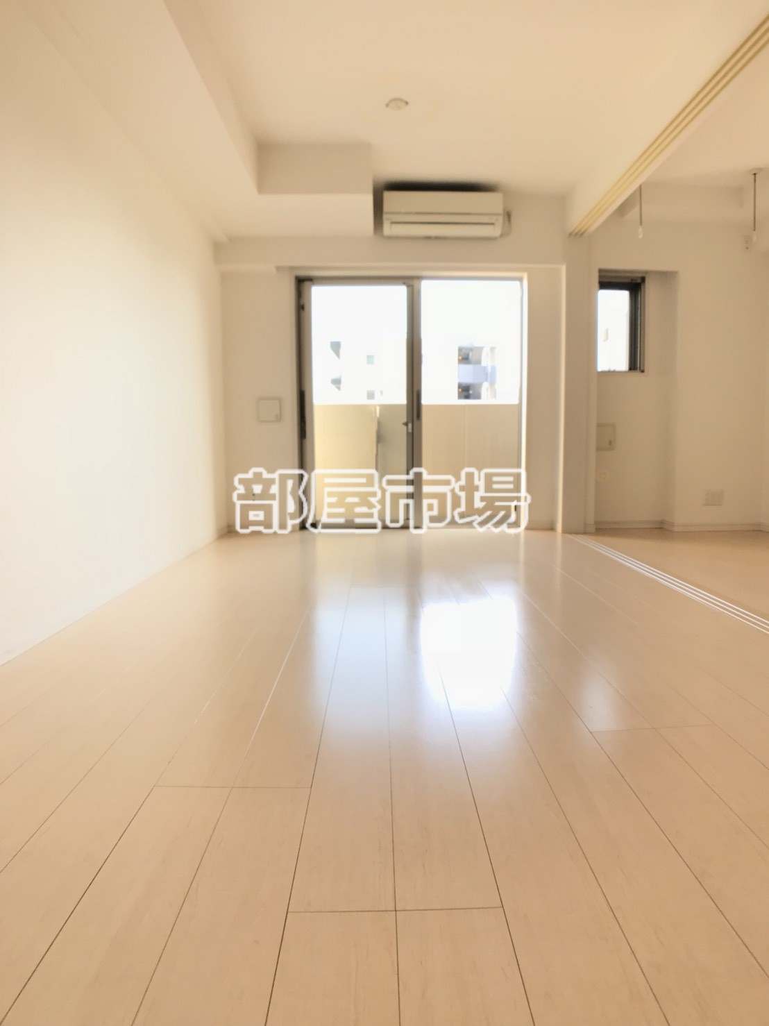 台東区浅草６丁目の賃貸マンションの居間・リビング