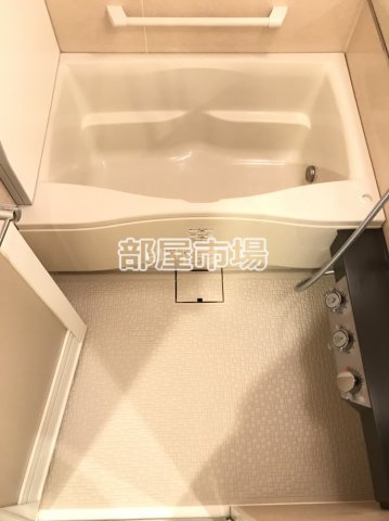 台東区浅草６丁目の賃貸マンションの浴室|浴槽