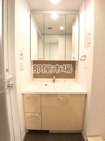台東区浅草６丁目の賃貸マンションの洗面所