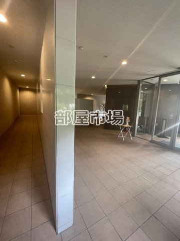 メロディーハイム南砂町フェイシアのエントランス