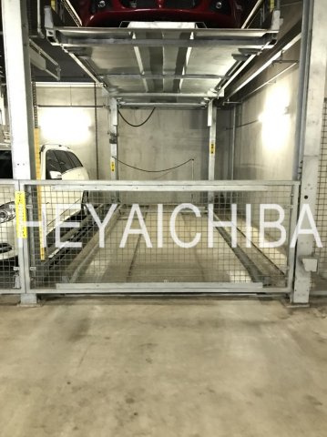 サンクレール荒川ブランガーデンの駐車場
