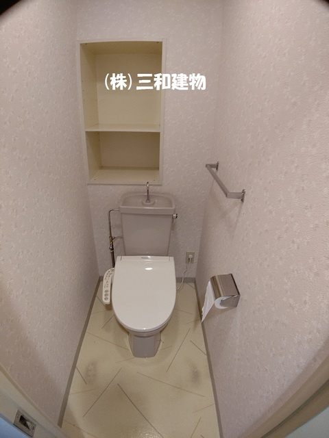 パークフロントナリタのトイレ|同じ間取りの５階の参考写真です