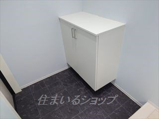 広島市安佐北区可部２丁目のアパートの玄関