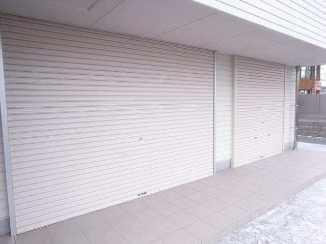 摂津市鳥飼八防１丁目の店舗一部
