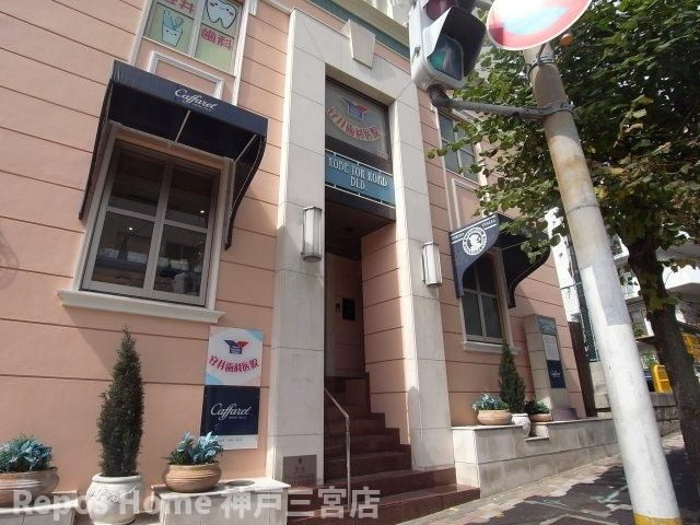 神戸トアロードビルのエントランス