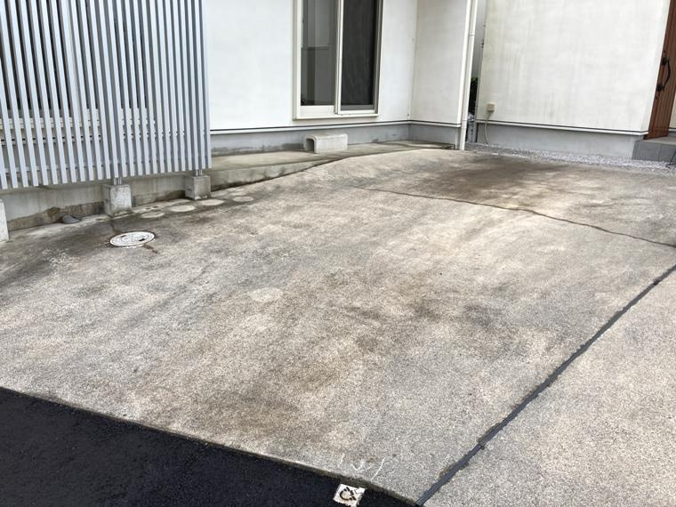 長後戸建の駐車場