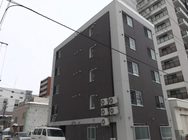 阿部亮財団ビル