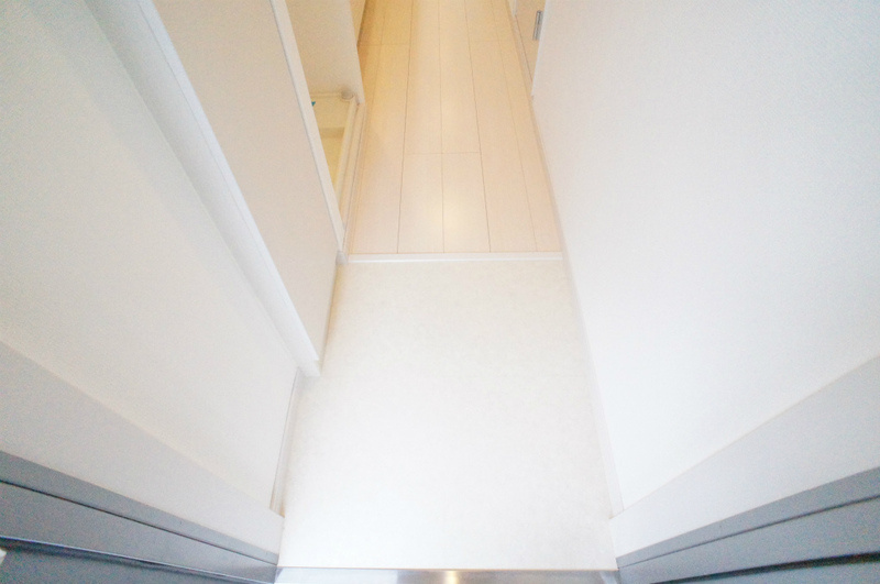リブリ・ゆずり葉の玄関
