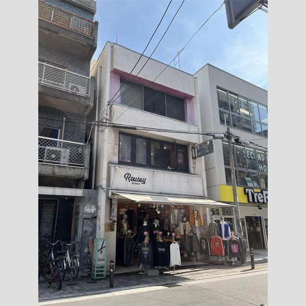 大阪市中央区西心斎橋２丁目の店舗事務所の外観