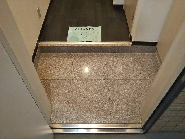 ヴェルト日本橋シティの玄関