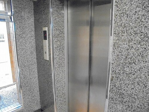 ライオンズマンション西千石のその他|エレベータ※前回募集時の写真２０２２年１２月撮影