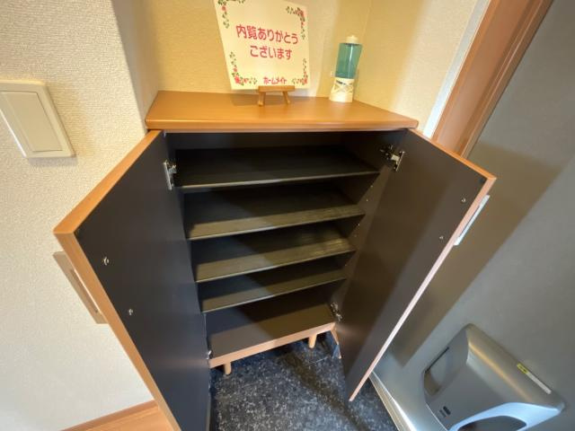 シャンビラージュの玄関|玄関