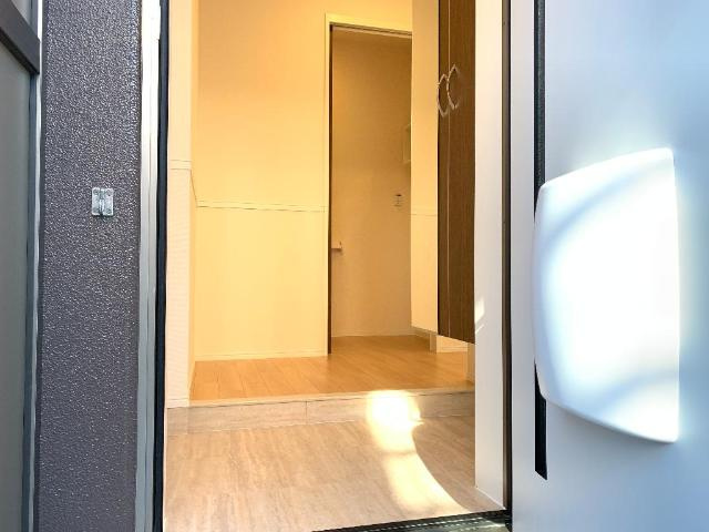 アクロス モモの玄関|玄関