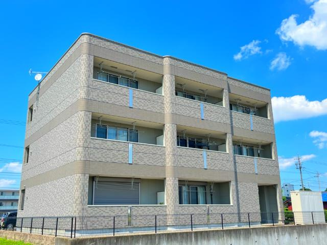 シャンビラージュⅡの外観|外観写真（昼）