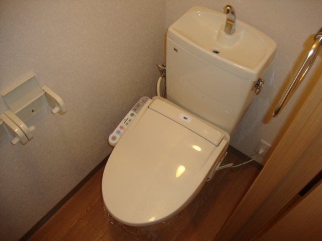 クレアのトイレ|シャワー付トイレ
