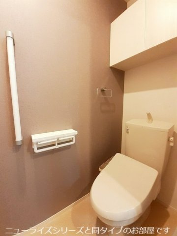 鳥羽町アパートのトイレ