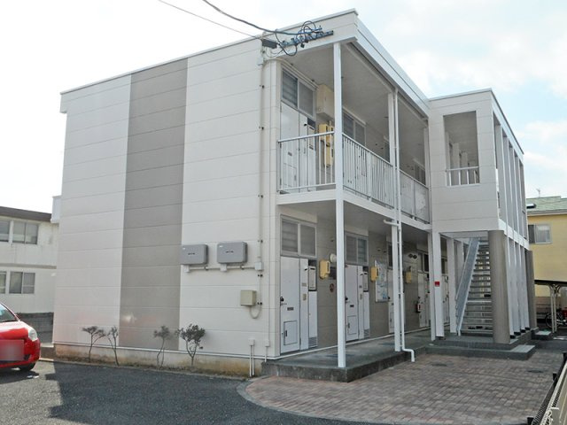 レオパレスＥａｓｔ　Ｆｉｅｌｄの外観