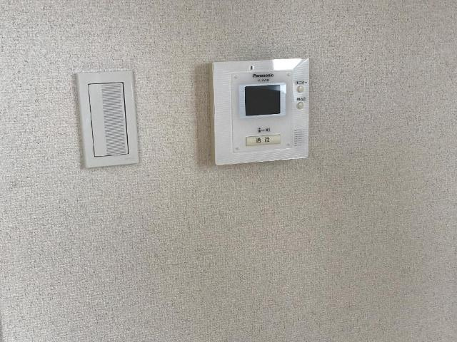 アルテリーベの内装|カメラ付インターホン