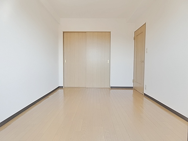 コンフォール南川の寝室|落ち着いて過ごせるお部屋なので、寝室にいかがでしょうか