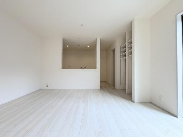 【居間・リビング】 | 明石市二見町西二見　新築戸建