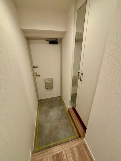 【玄関】 | 【3日(土)・4日(日)室内見学可能】ワコーレ越谷 | 靴がたくさん収納できるシューズボックスもあります♪