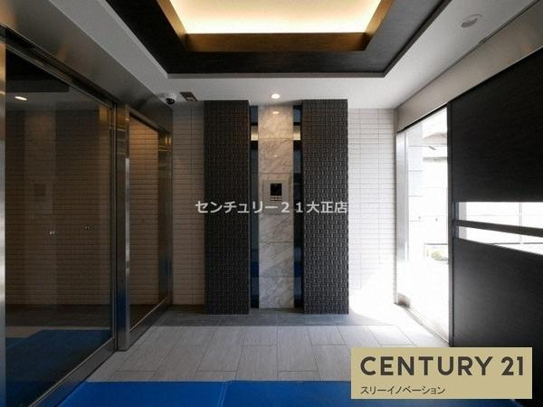 レオンヴァリエ大阪ベイシティ２のエントランス