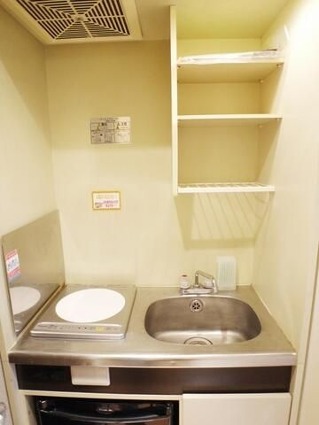 グローリア初穂椎名町のキッチン