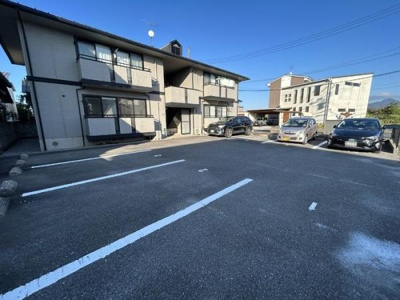 【駐車場】 | ルミエールセカンド