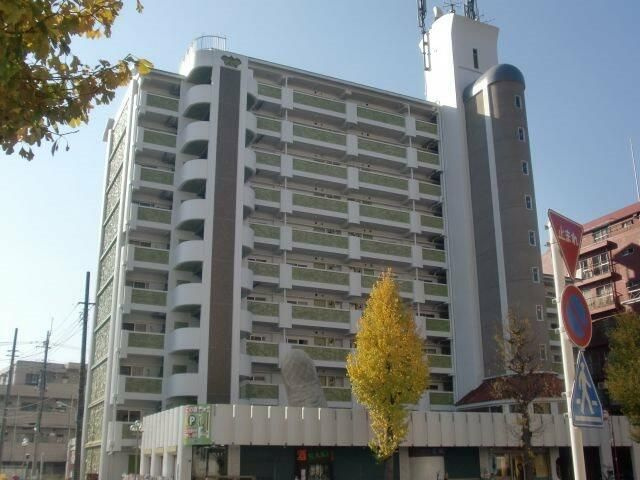 ルボワ平喜の外観