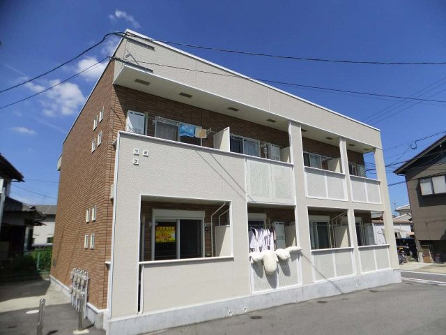 シュティル．スダの外観
