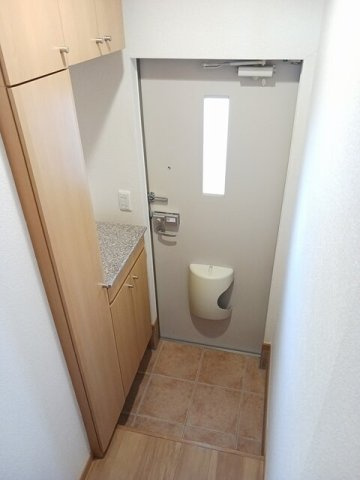 ヴィオラ　Ａの玄関