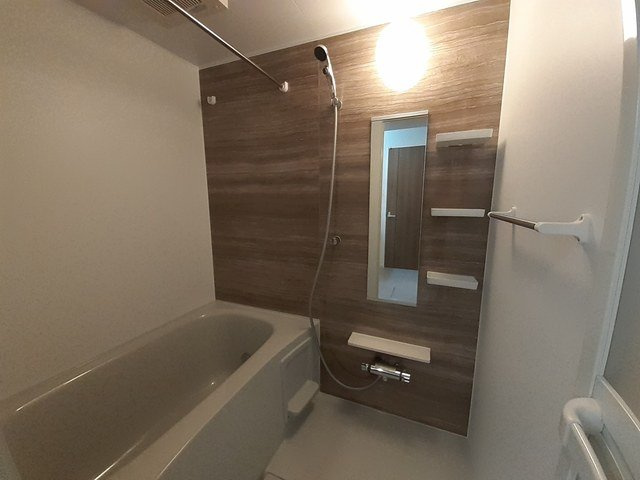 サラの浴室