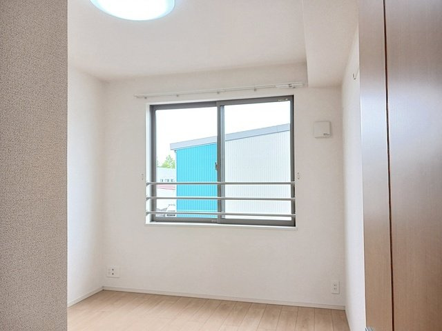 富山市黒瀬北町１丁目のアパートの内装