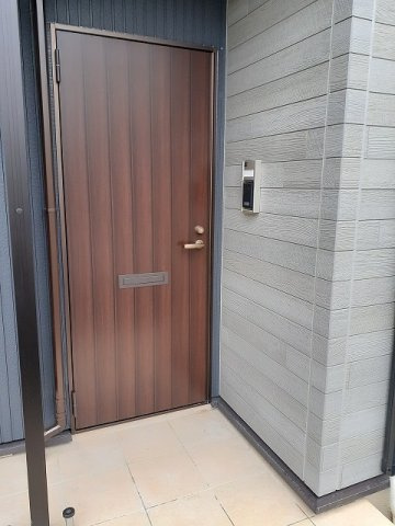 レジデンス　カワシマのエントランス