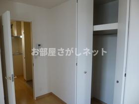 オマーチェ【おとり物件なし】#学生・社会人にオススメ！初期費用分割払いOK！の収納|収納はクローゼットタイプ。枕棚付です。