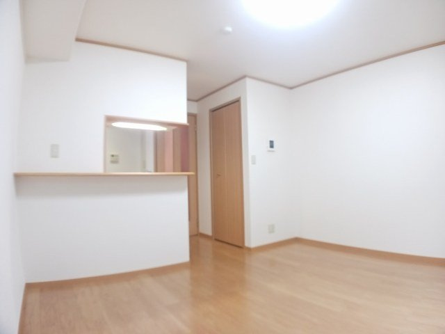 エテルネル・シュマンのその他