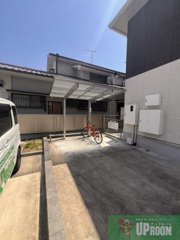 リレータウンの駐車場